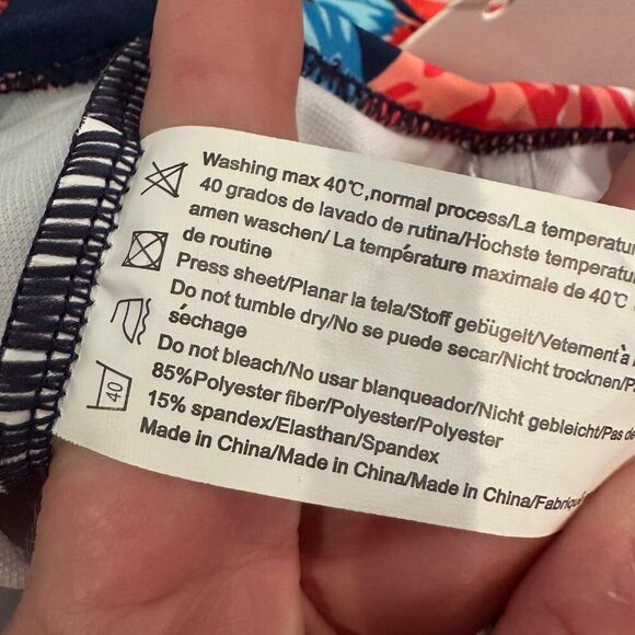 EKOUAER WOMENS SIZE LARGE ONE-PIECE RED BLUE SWIMSUIT NEW - Picture 7 of 9